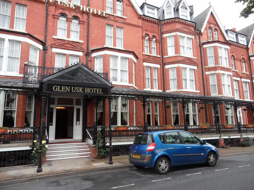 Glen Usk Hotel Llandrindod Wells Εξωτερικό φωτογραφία
