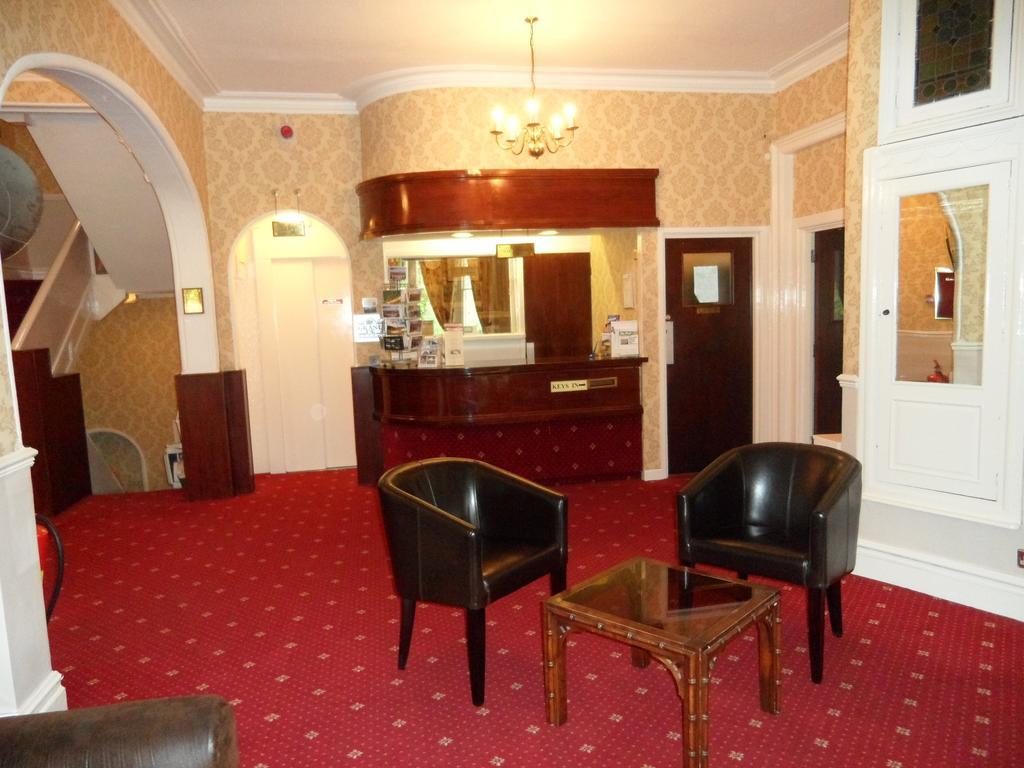 Glen Usk Hotel Llandrindod Wells Εξωτερικό φωτογραφία